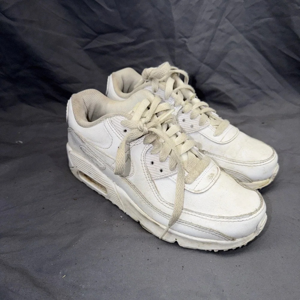 Nike Air Max 90 Sneakers Youth Size 5y Triple White
